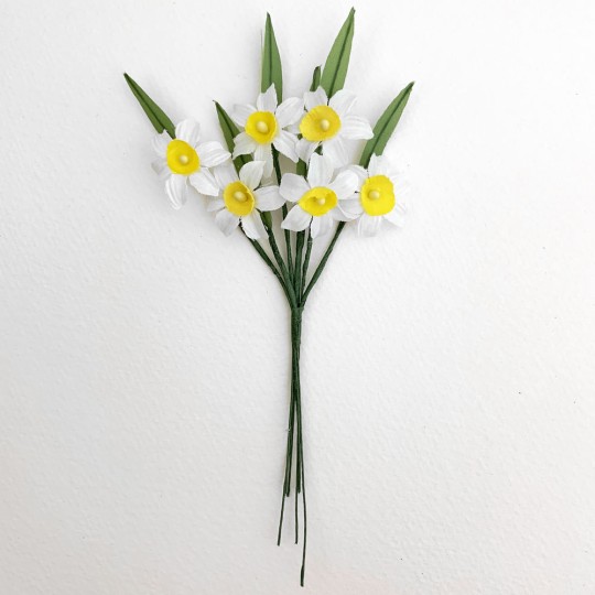 6 White and Yellow Fabric Narcissus Blossoms ~ Austria ~ 1"
